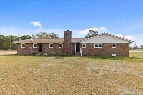 2890 Fulford Mcmillian Road Raeford NC 28376