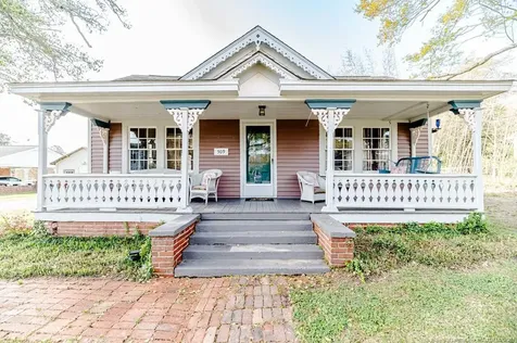 509 Carthage Street Cameron NC 28326