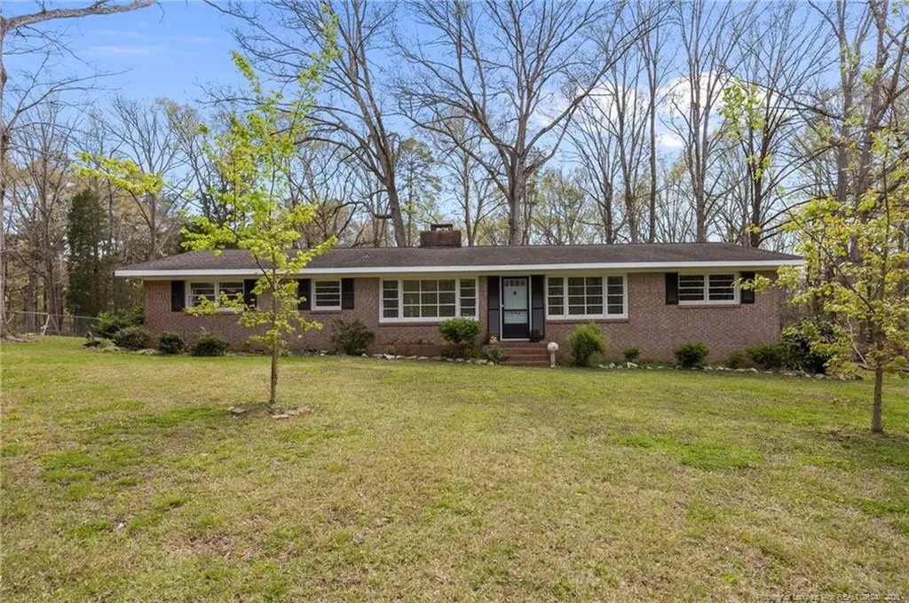 408 Sherwood Drive Sanford NC 27330