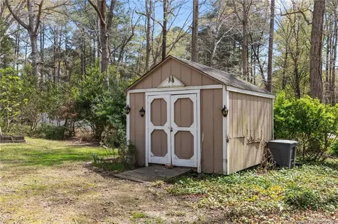 408 Sherwood Drive Sanford NC 27330