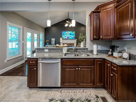 87 Brownstone Drive Lumberton NC 28360