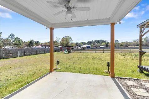 144 Deaton Road Raeford NC 28376