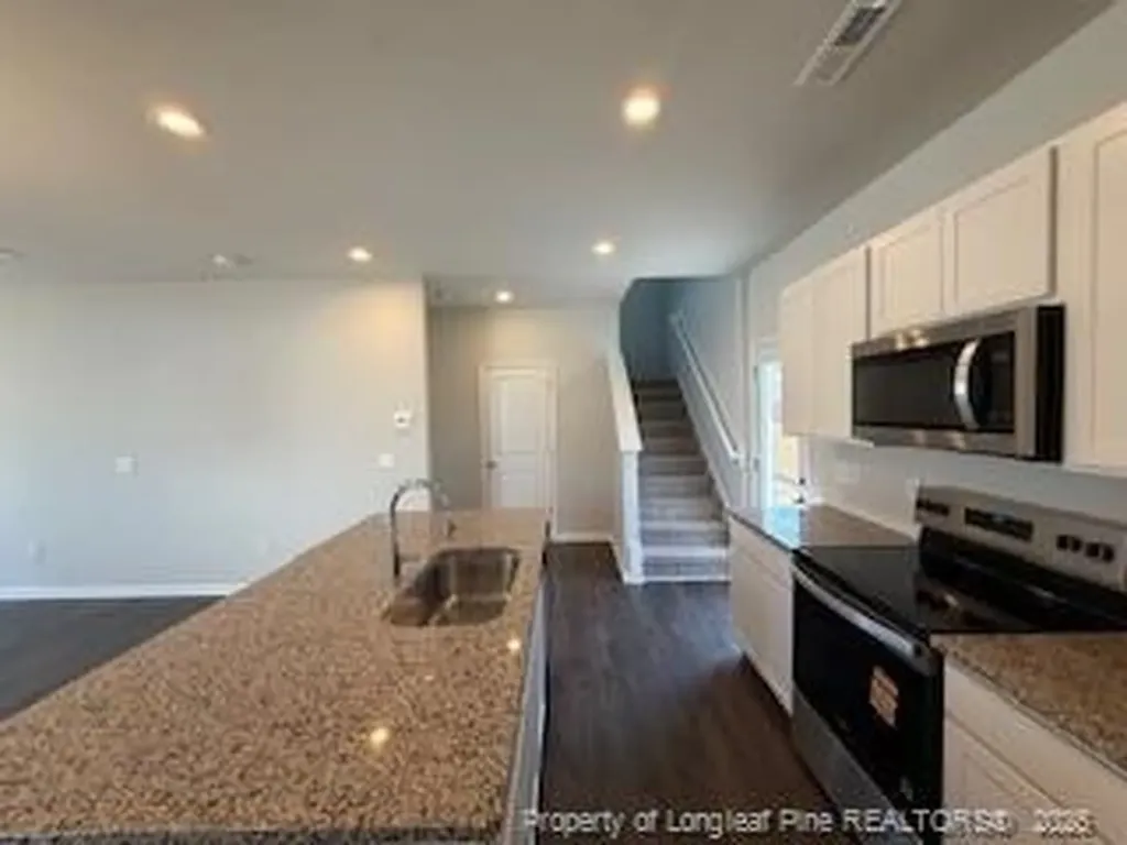 25 Stout Landing Dunn NC 28334