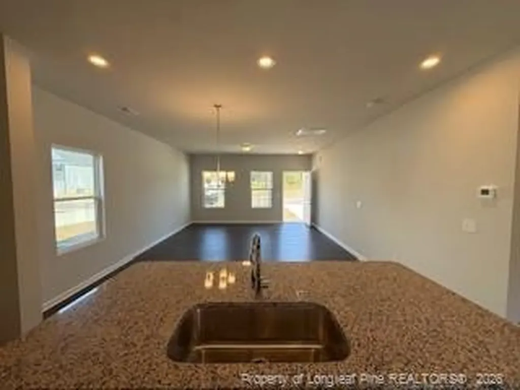 25 Stout Landing Dunn NC 28334