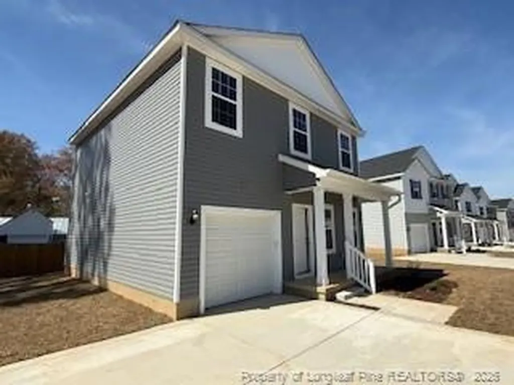 25 Stout Landing Dunn NC 28334