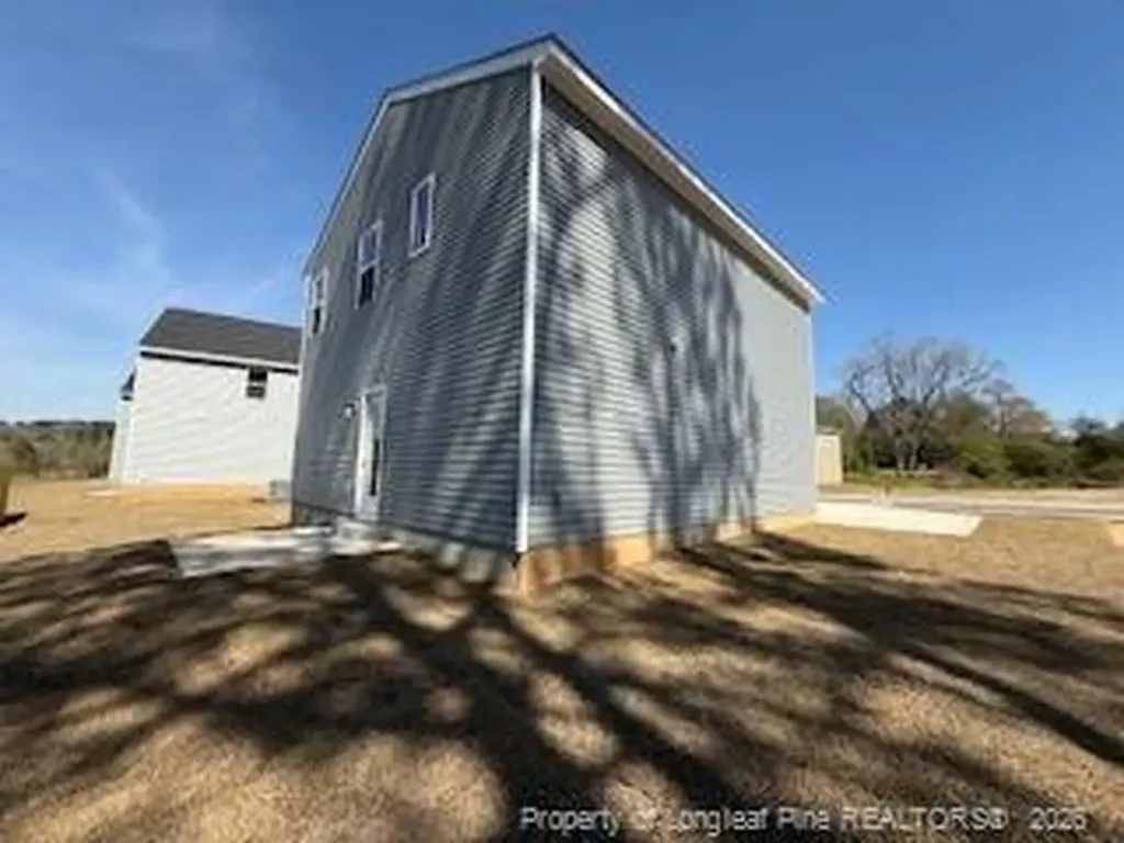 25 Stout Landing Dunn NC 28334