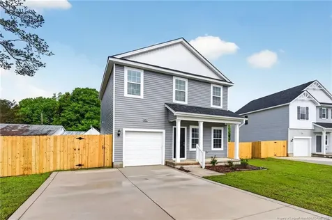25 Stout Landing Dunn NC 28334