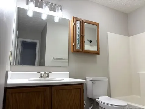 182 Aloha Drive Fayetteville NC 28311