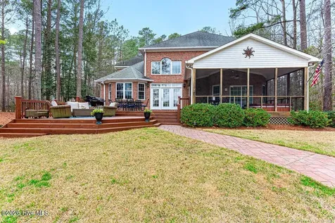 793 Daphne Lane Vass NC 28394