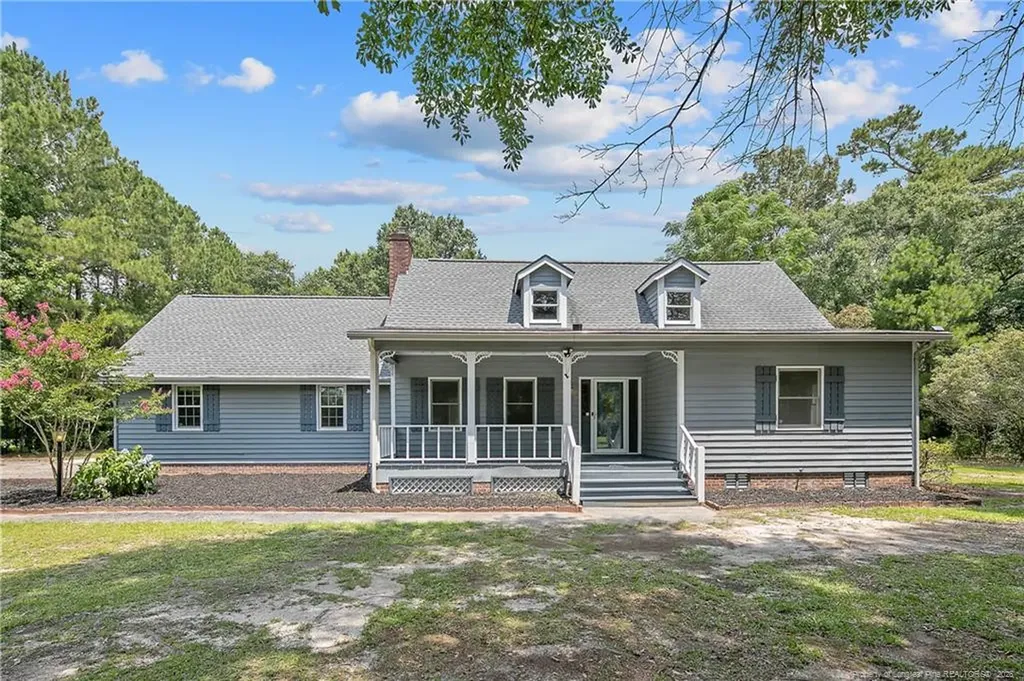 6062 Midus Street Hope Mills NC 28348