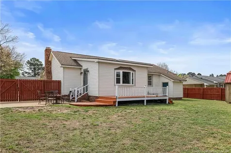 205 Violet Road Dunn NC 28334