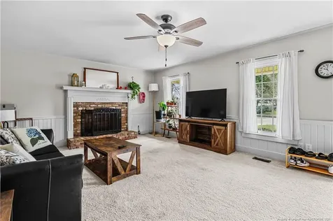 205 Violet Road Dunn NC 28334
