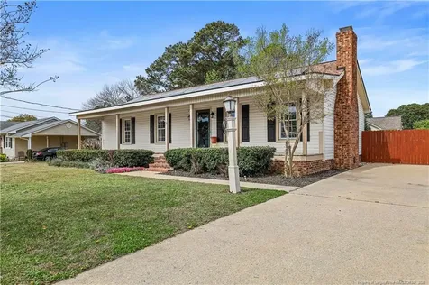 205 Violet Road Dunn NC 28334