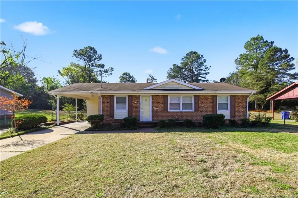 2811 Coronada Parkway Fayetteville NC 28306