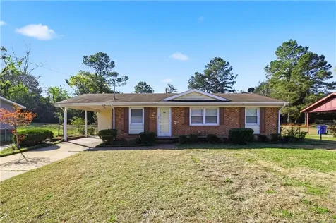 2811 Coronada Parkway Fayetteville NC 28306