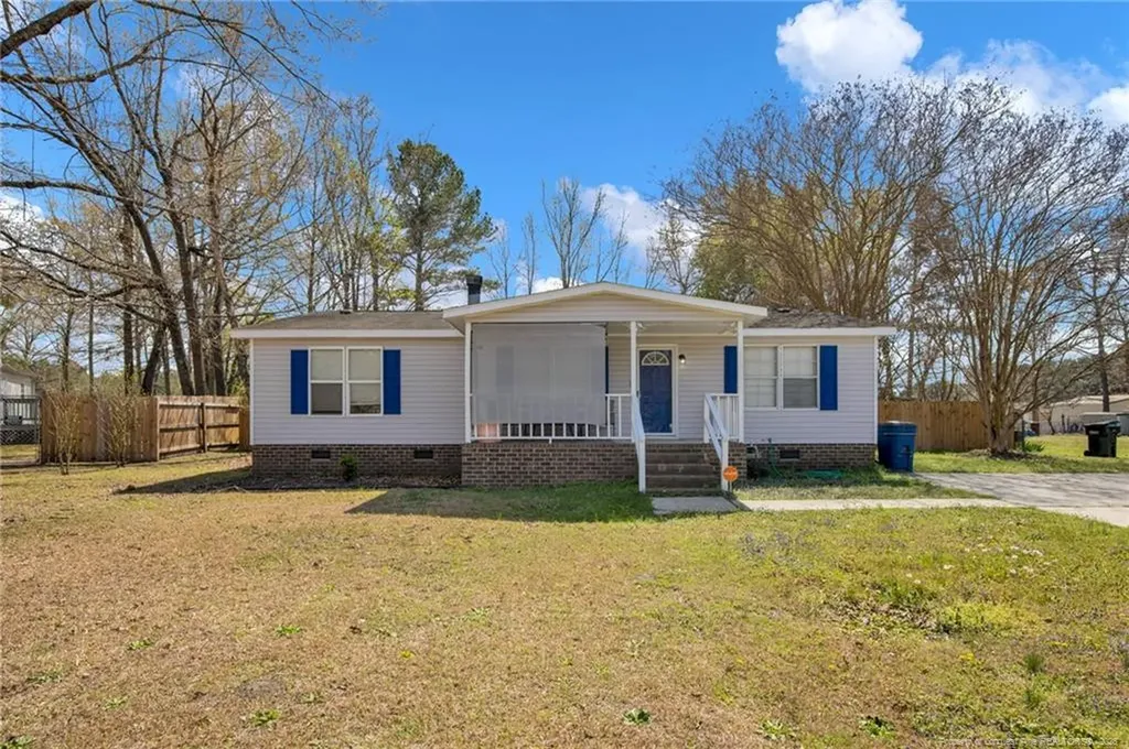 518 Inverary Drive Raeford NC 28376
