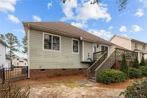 55 London Way Spring Lake NC 28390
