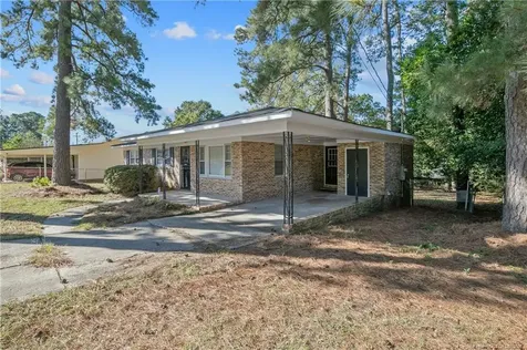 2134 Biltmore Drive Fayetteville NC 28304