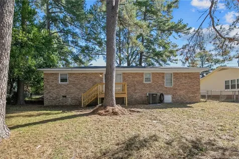 2134 Biltmore Drive Fayetteville NC 28304