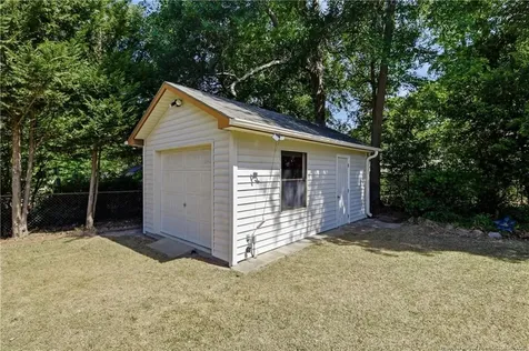 423 Perth Street Fayetteville NC 28314