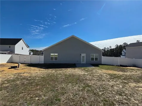 370 Bulldawg Lane Raeford NC 28376