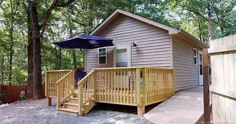 2402 Rockwood (cottage) Drive Sanford NC 27330