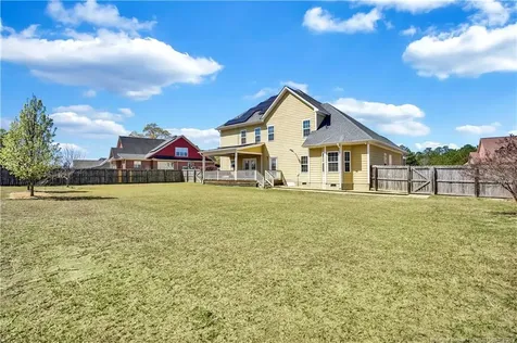 2816 Sand Trap Lane Hope Mills NC 28348