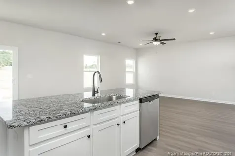 28 Rider Street Broadway NC 27505