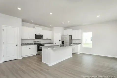 28 Rider Street Broadway NC 27505