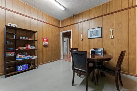 402-406 Harris Avenue Raeford NC 28376