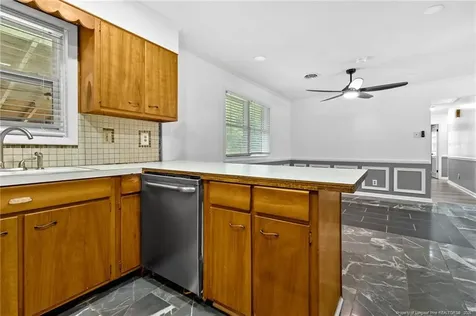 634 Pleasant Loop Fayetteville NC 28311
