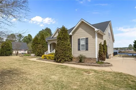 887 Coachman Way Sanford NC 27332