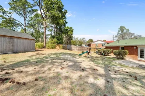 1334 Devonshire Drive Fayetteville NC 28304