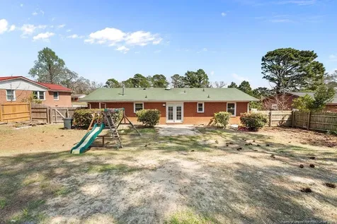 1334 Devonshire Drive Fayetteville NC 28304