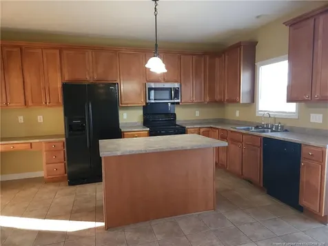 420 Lenoir Dr. Drive Spring Lake NC 28390