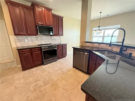642 Regimental Drive Cameron NC 28326