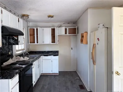 2009 Woodcrest Drive Sanford NC 27330