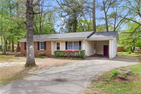 6343 Paddington Court Fayetteville NC 28304