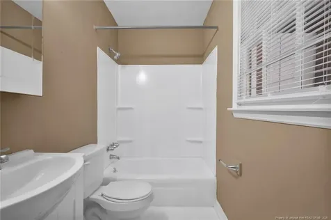 5432 Sandstone Drive Fayetteville NC 28311