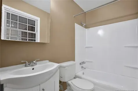5432 Sandstone Drive Fayetteville NC 28311
