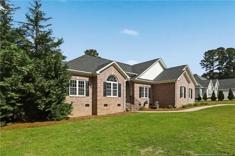 152 Ham Road Hope Mills NC 28348