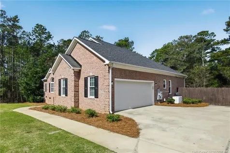 152 Ham Road Hope Mills NC 28348