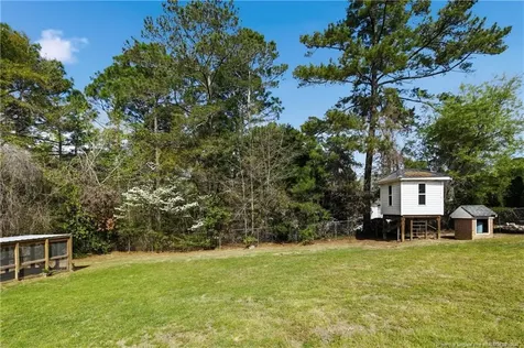 152 Ham Road Hope Mills NC 28348