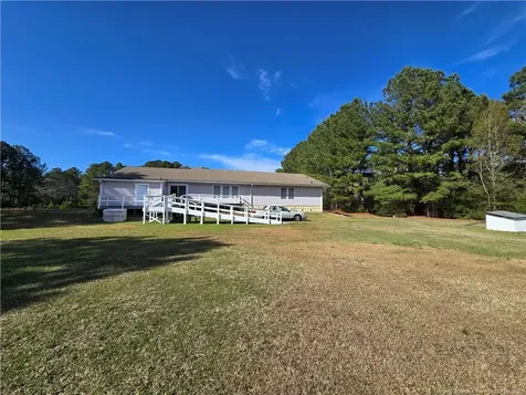 5076 Sanderosa Road Fayetteville NC 28312