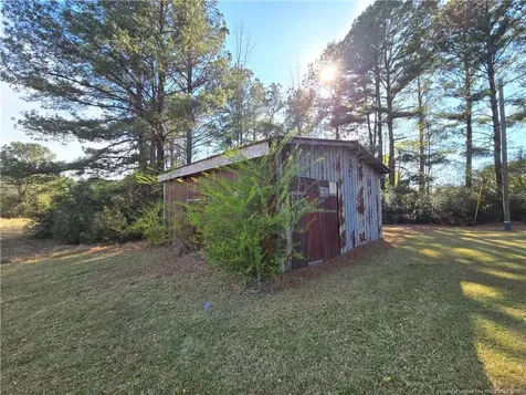 5076 Sanderosa Road Fayetteville NC 28312