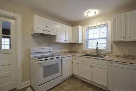2015 Harlee Street Fayetteville NC 28303