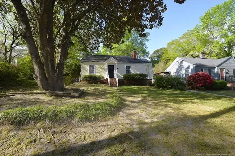2015 Harlee Street Fayetteville NC 28303