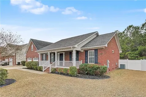 1613 Ellie Avenue Fayetteville NC 28314