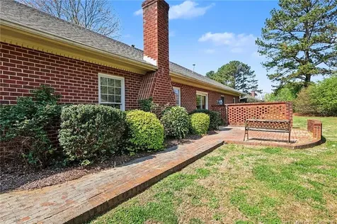 1109 Radcliff Drive Sanford NC 27330