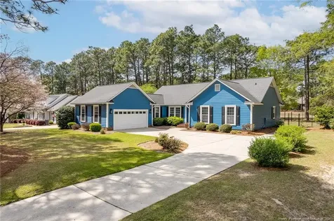 6856 Uppingham Road Fayetteville NC 28306